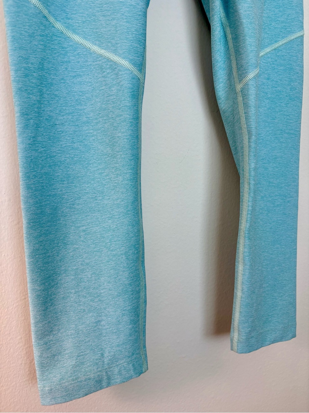 Outdoor Voices Women’s 3/4 Warmup Ocean Blue Leggings Size Medium Sku#59 - Picture 3 of 8